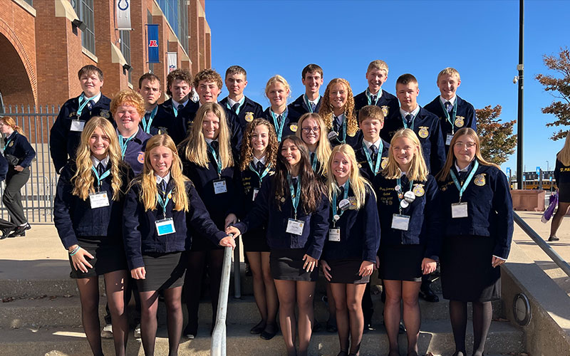 Versailles FFA attends National Convention and Expo